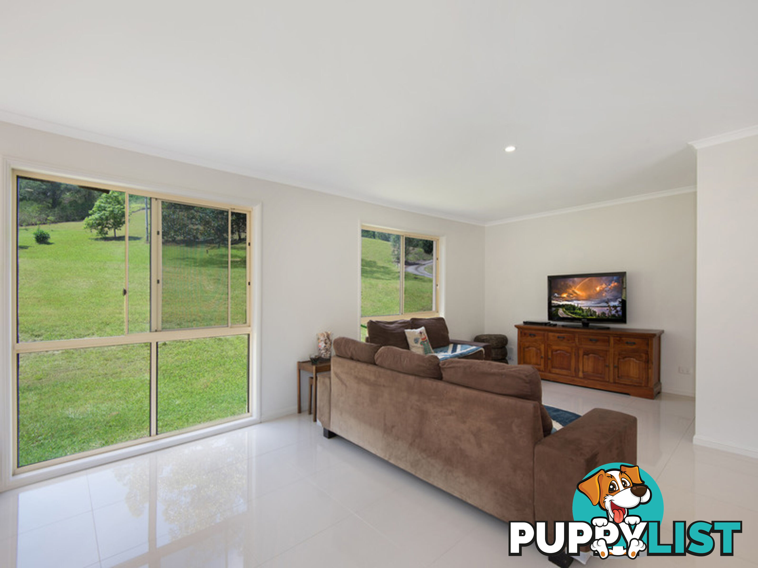 10 Smallwood Court Samford Valley QLD 4520