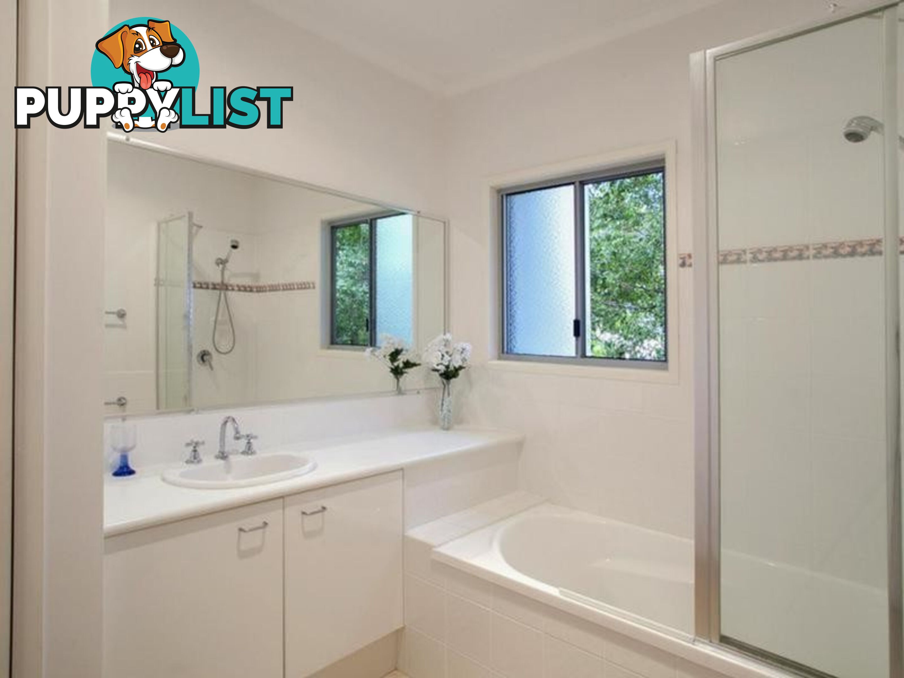 16 Moonare Crescent NOOSA HEADS QLD 4567