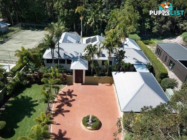 8 Habitat Place NOOSA HEADS QLD 4567