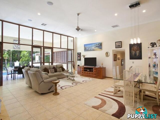 8 Habitat Place NOOSA HEADS QLD 4567