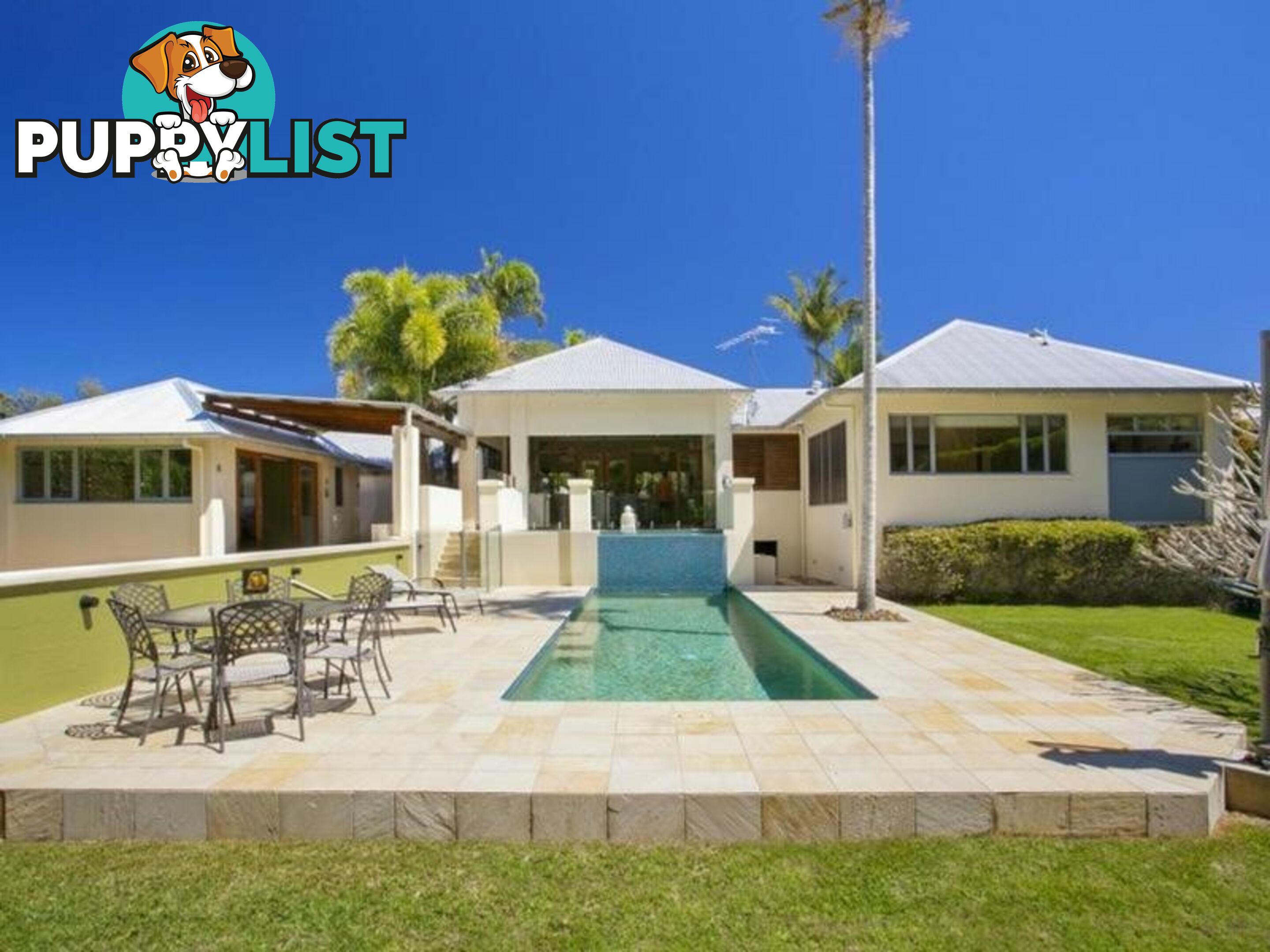 8 Habitat Place NOOSA HEADS QLD 4567