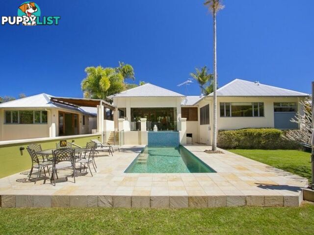 8 Habitat Place NOOSA HEADS QLD 4567