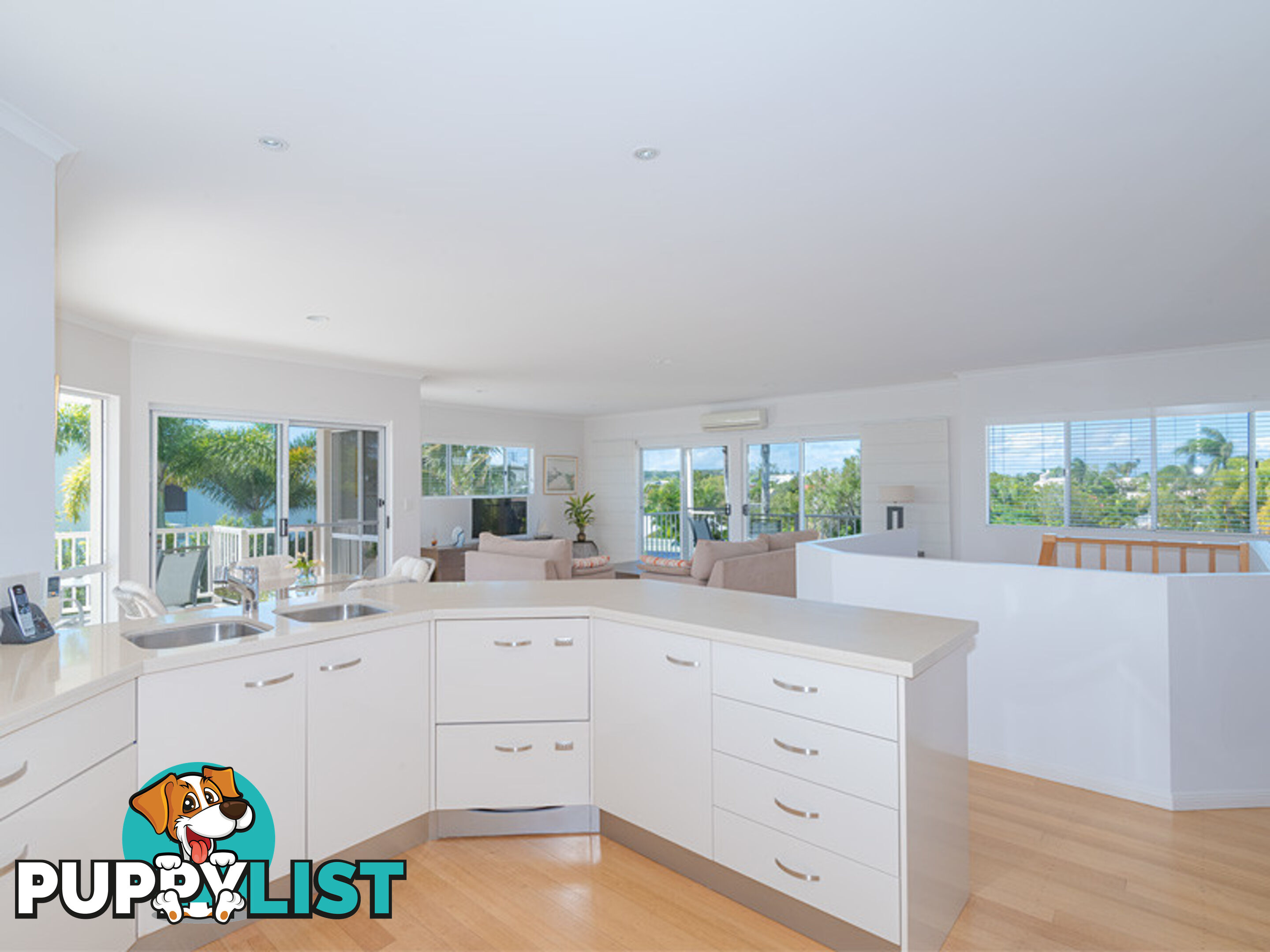 14 Tangmere Crt NOOSA HEADS QLD 4567