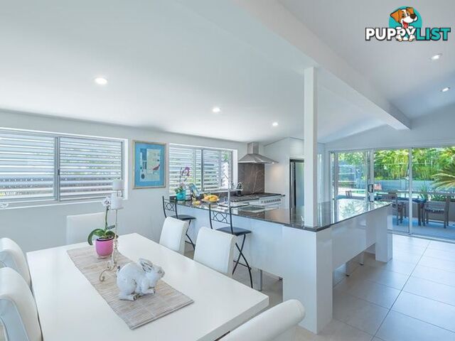 38 Allambi Terrace NOOSA HEADS QLD 4567