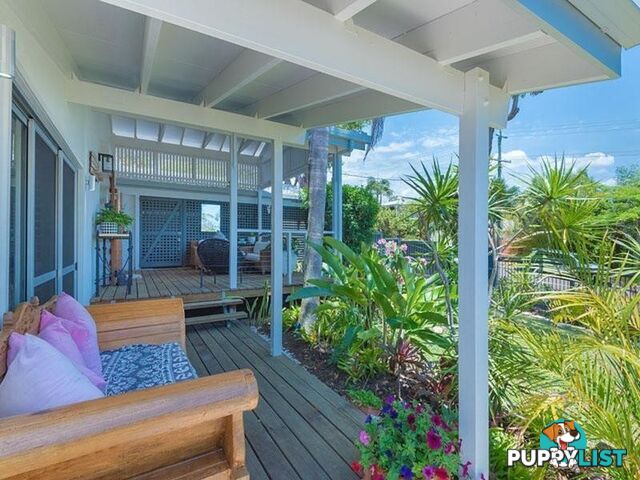 38 Allambi Terrace NOOSA HEADS QLD 4567