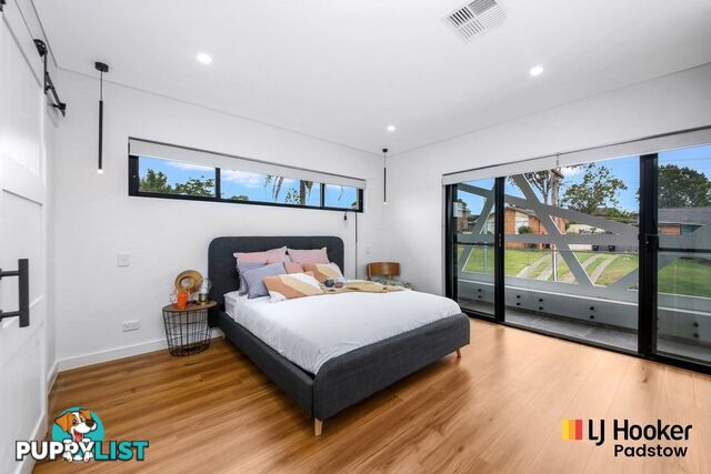 19A Corben Avenue MOOREBANK NSW 2170