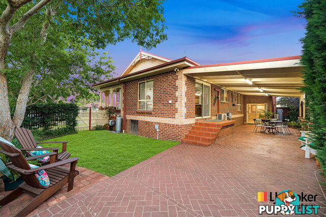 30 Leah Avenue PICNIC POINT NSW 2213