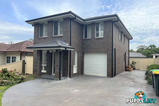 12 William Road RIVERWOOD NSW 2210