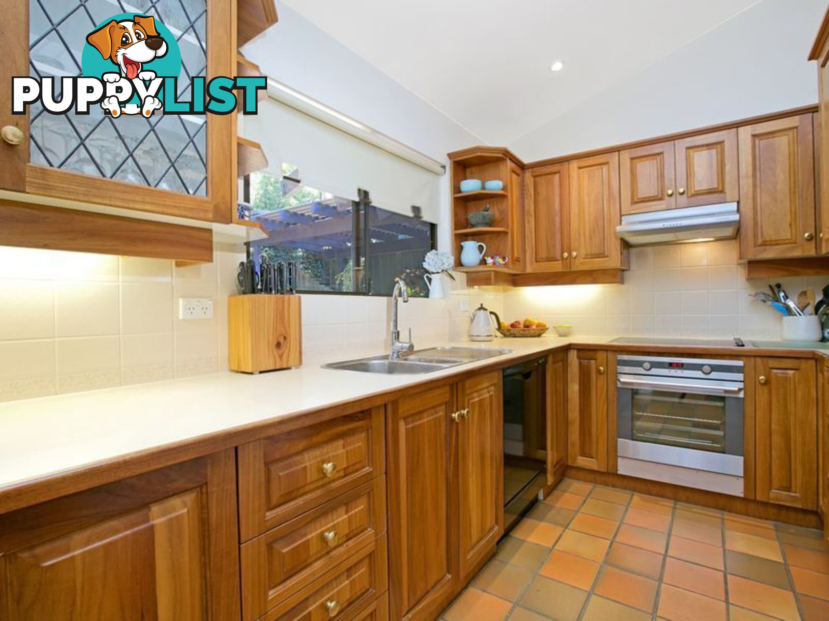 22 Carinya Road PICNIC POINT NSW 2213