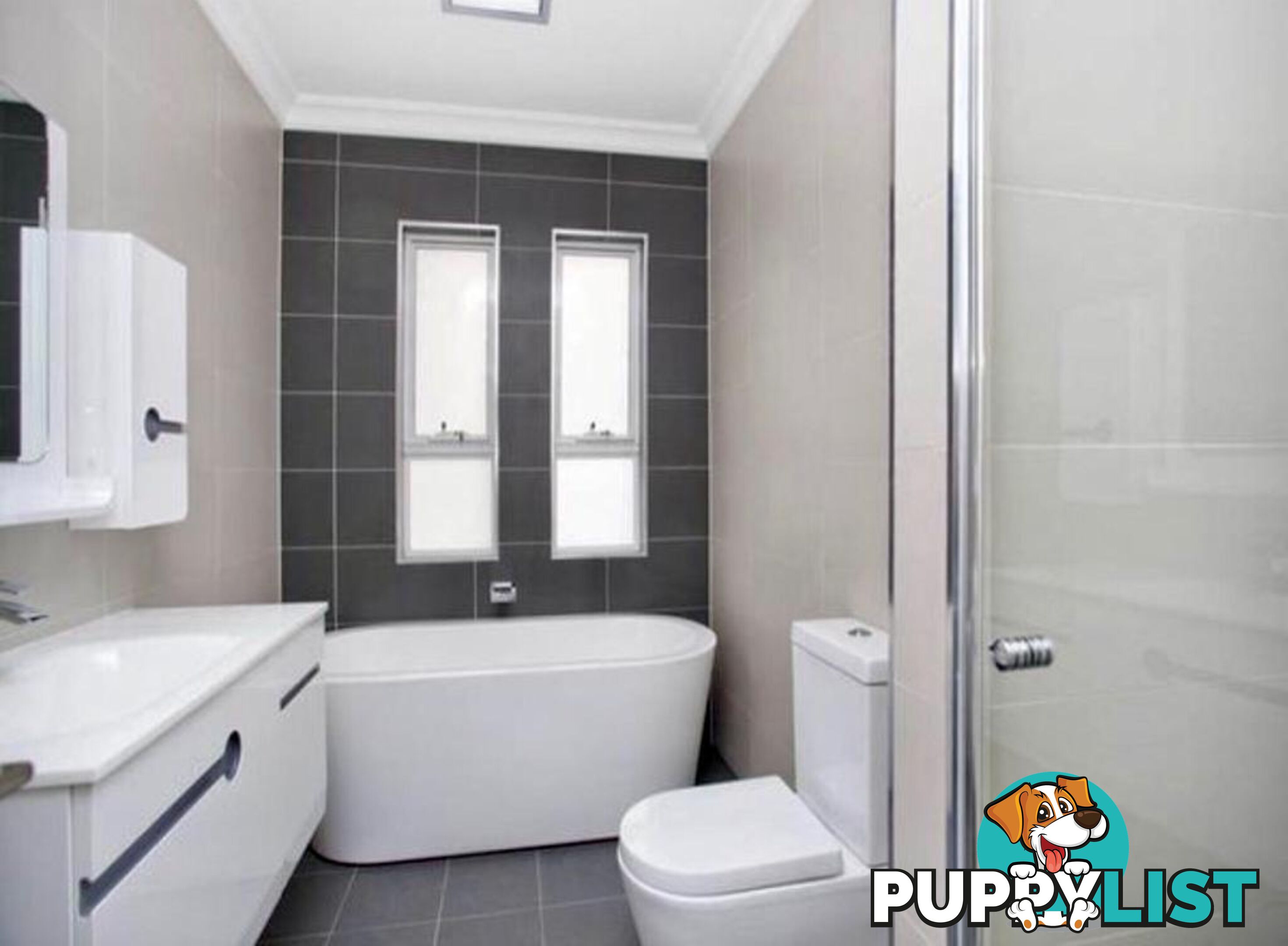 17 Parkview Avenue PICNIC POINT NSW 2213