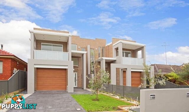 17 Parkview Avenue PICNIC POINT NSW 2213