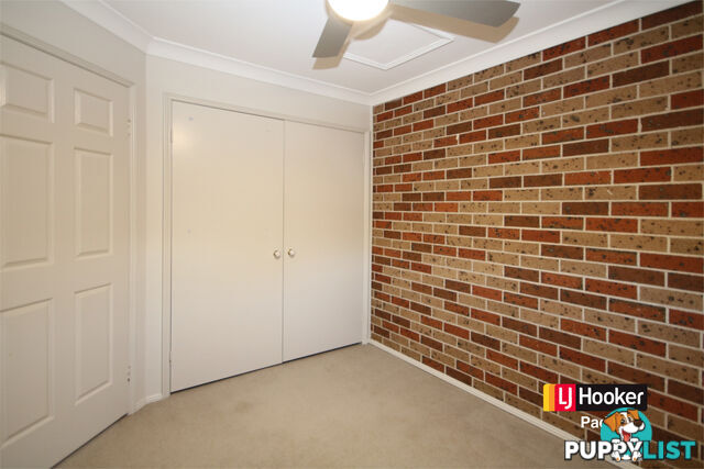 1/674A Henry Lawson Drive EAST HILLS NSW 2213