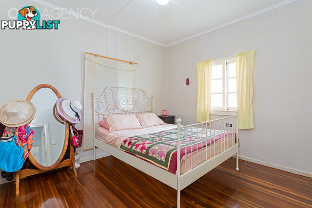 22 Mclennan Street Woody Point QLD 4019