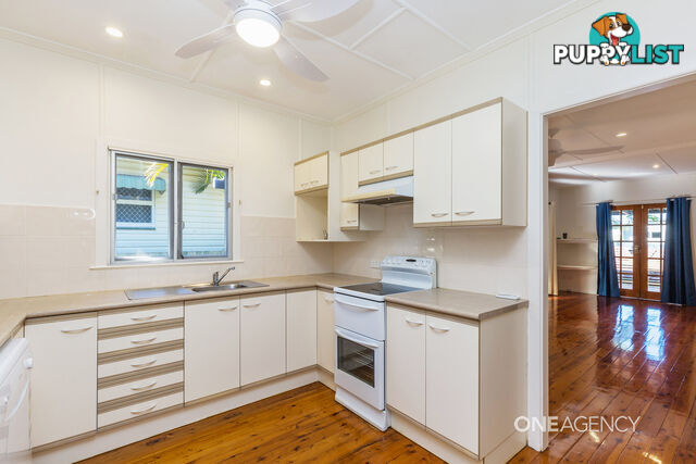 124 Arthur Street Woody Point QLD 4019