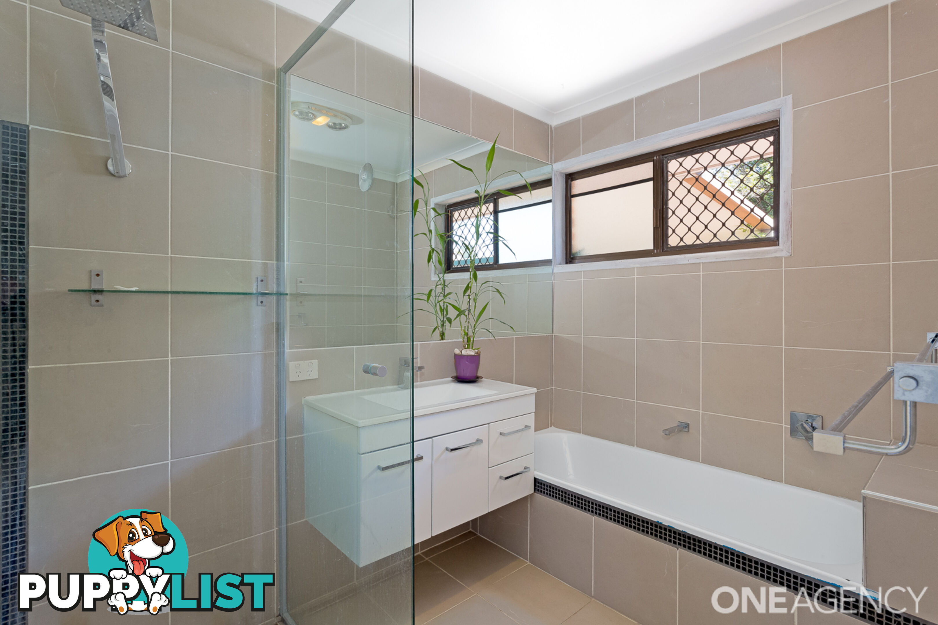 2A Hinton Street Redcliffe QLD 4020