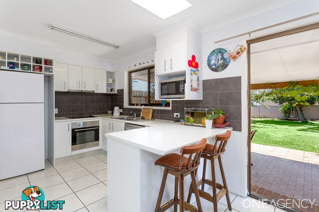 2A Hinton Street Redcliffe QLD 4020