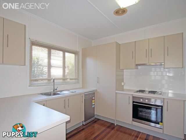 6 Brighton Street Woody Point QLD 4019