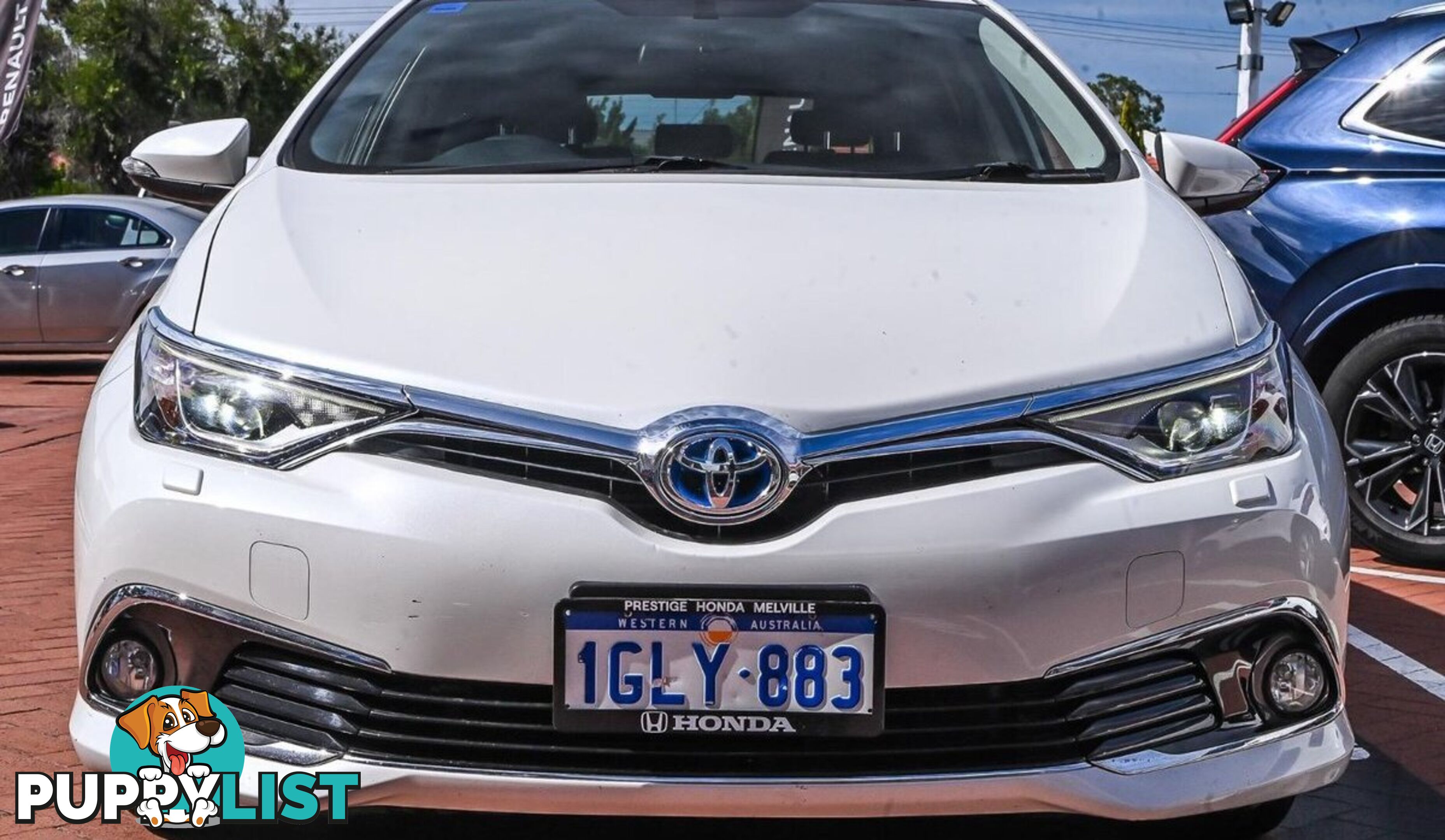 2018 TOYOTA COROLLA HYBRID ZWE186R HATCHBACK