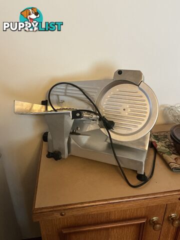 MEAT SLICER- Electric