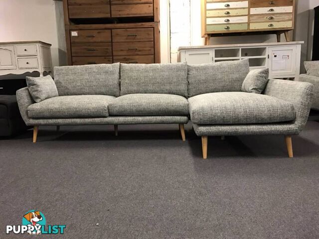 BRAND NEW DESIGNER SOFAS - CLEARANCE SALE ON NOW!!!!