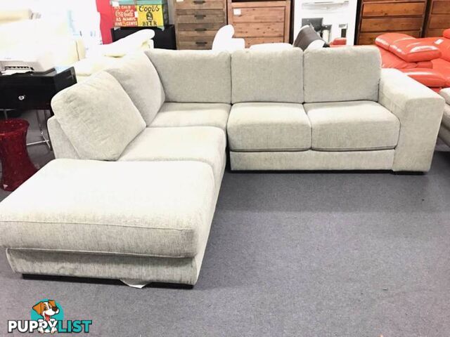 BRAND NEW DESIGNER SOFAS - CLEARANCE SALE ON NOW!!!!