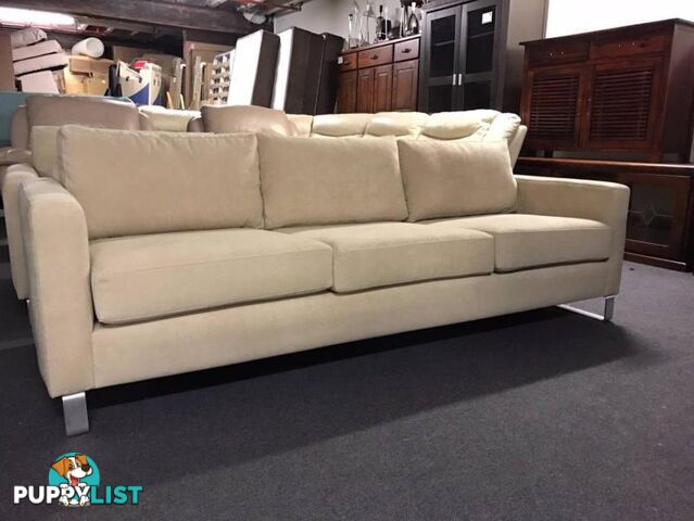 BRAND NEW & EX DISPLAY DESIGNER SOFAS ON SALE!!!!!!!!!!!!!!