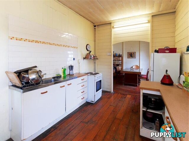 69 DOWNS STREET NORTH IPSWICH QLD 4305