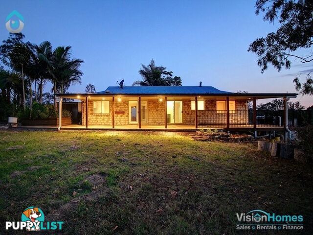 25 Scarborough Court MUNDOOLUN QLD 4285