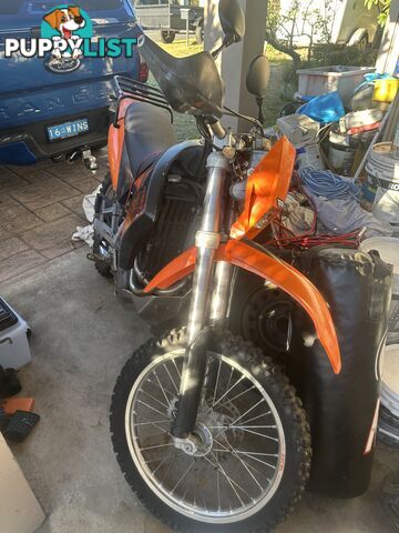 2005 KTM 625 LC4 Adventure Tourer