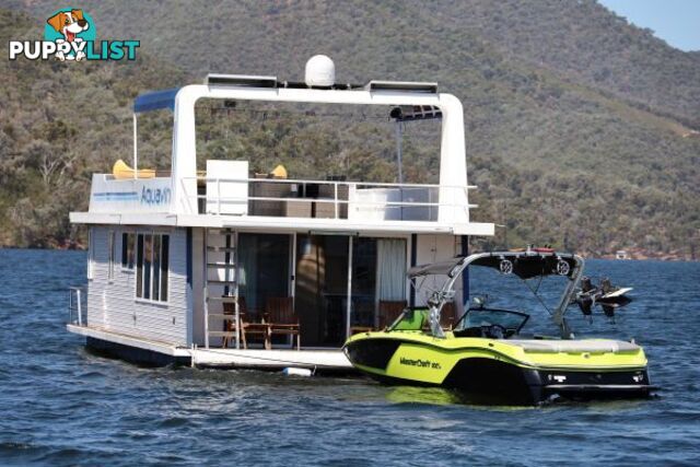 AQUAVIN Houseboat Holiday Home on Lake Eildon