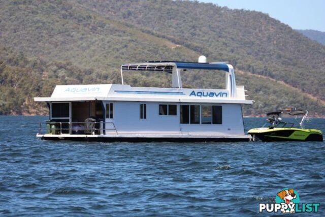 AQUAVIN Houseboat Holiday Home on Lake Eildon