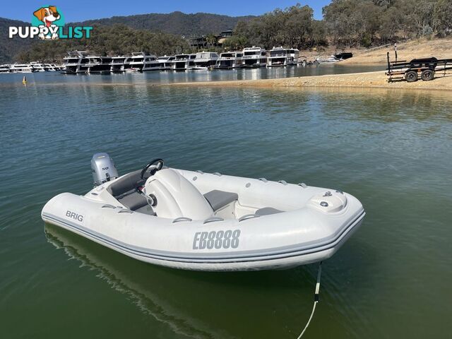Brig Eagle 380 @ Lake Eildon