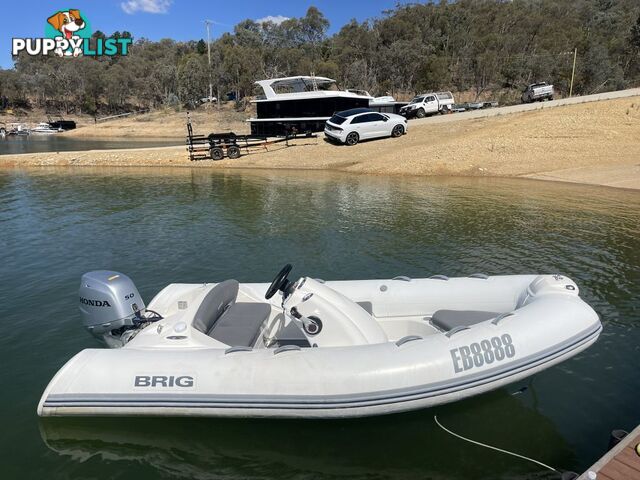 Brig Eagle 380 @ Lake Eildon