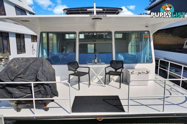 Sequester Ramsay Cruiser on Lake Eildon