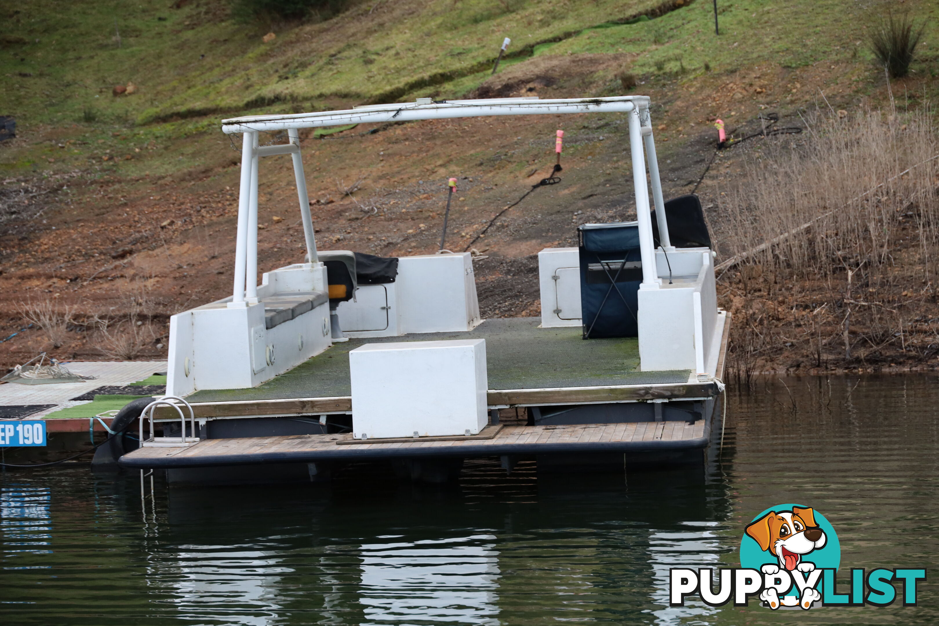 TB Dayboat on Lake Eildon