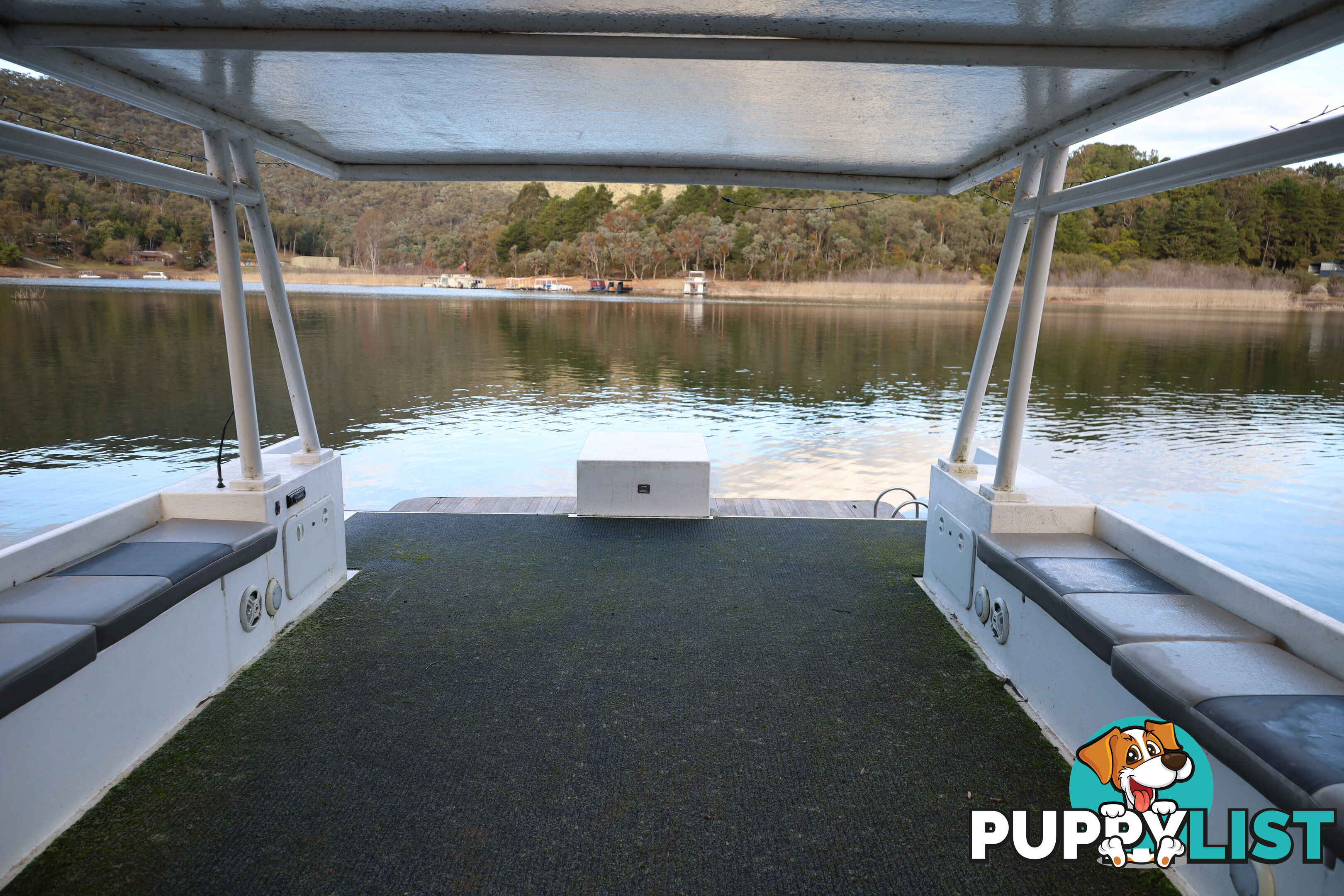 TB Dayboat on Lake Eildon