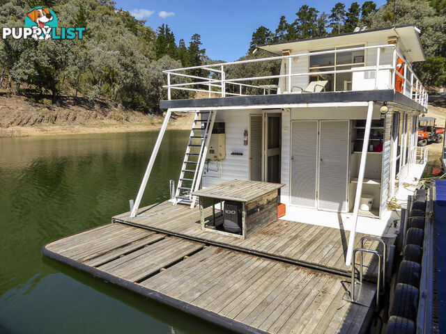 Eildon Dreams - "Under Contract of Sale" Houseboat holiday home for sale on Lake Eildon