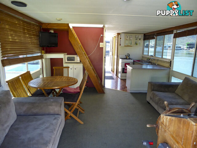 Eildon Dreams - "Under Contract of Sale" Houseboat holiday home for sale on Lake Eildon