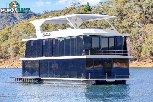 Chattahoochee on Lake Eildon