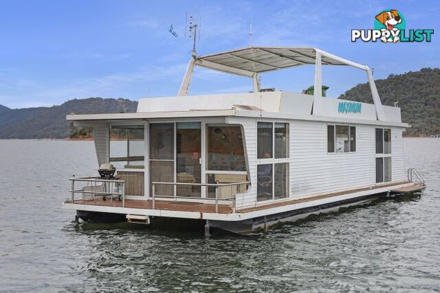 Maximum Houseboat Holiday Home on Lake Eildon Under Contract of Sale