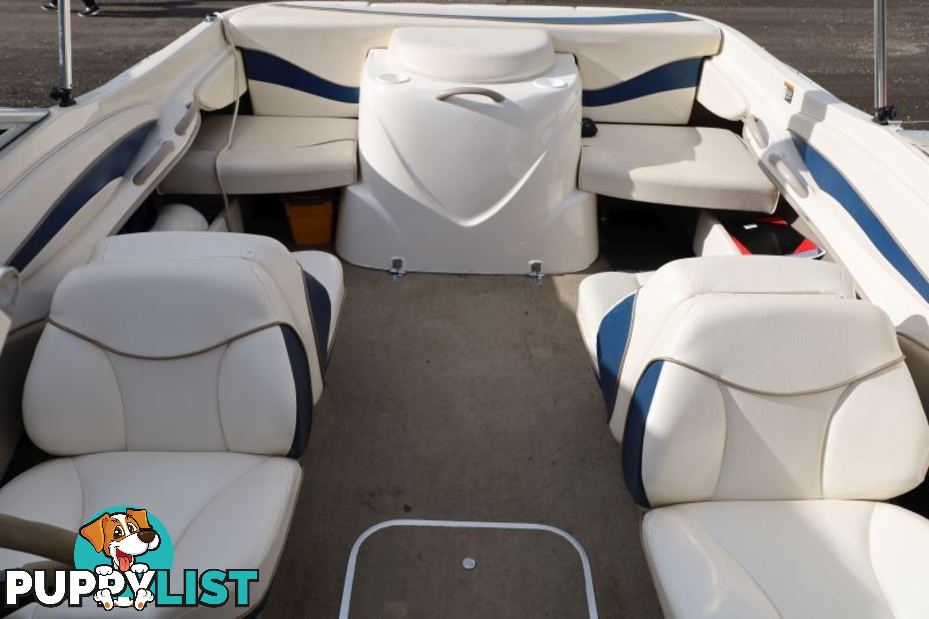 Bayliner Capri 215 Bowrider 