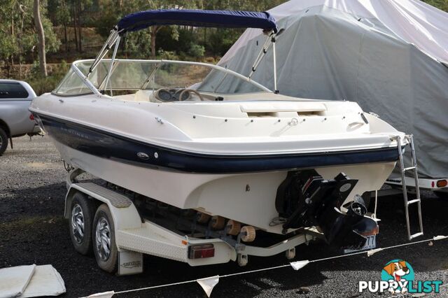 Bayliner Capri 215 Bowrider 