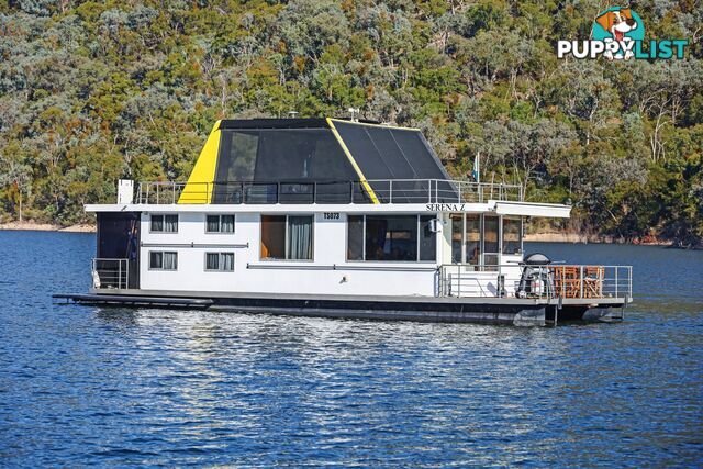 Serena Z Houseboat Holiday Home on Lake Eildon