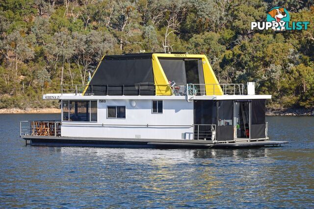 Serena Z Houseboat Holiday Home on Lake Eildon