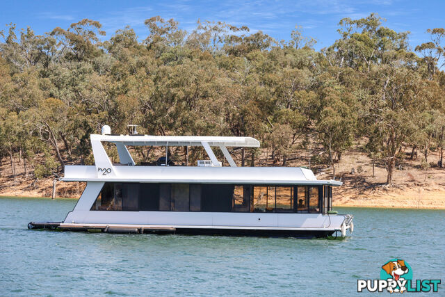 H2O Houseboat Holiday Home on Lake Eildon