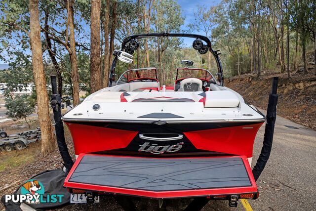 Tige RZ2 Wake Boat