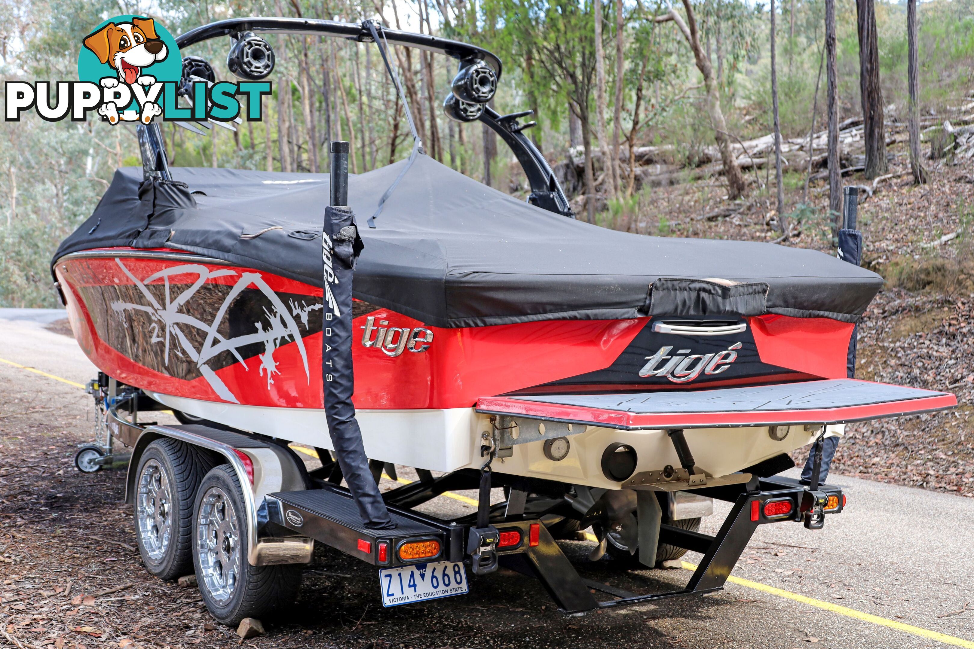 Tige RZ2 Wake Boat