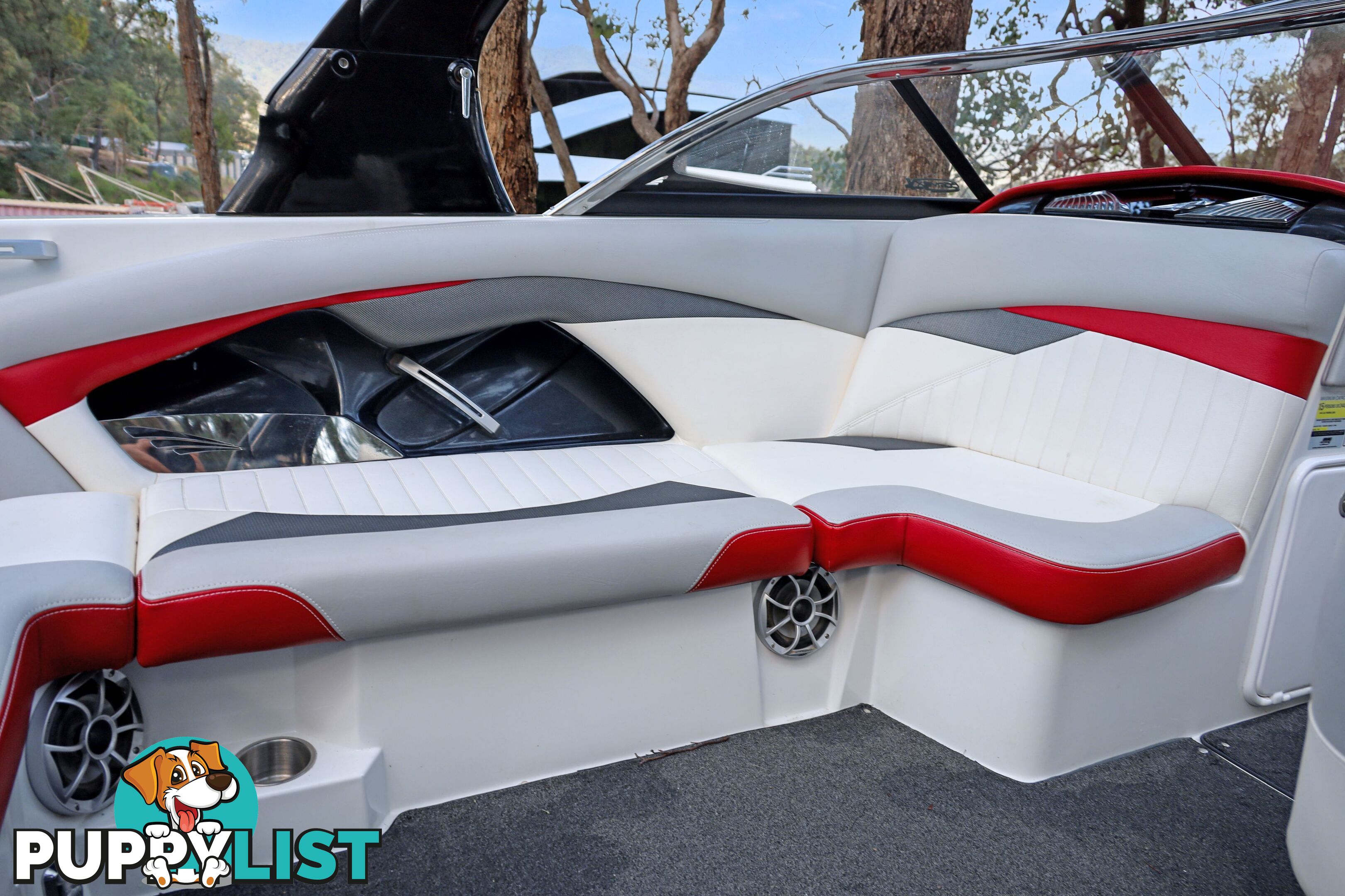 Tige RZ2 Wake Boat