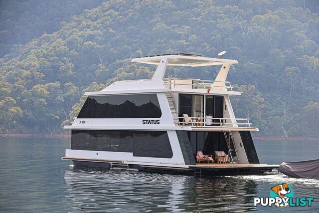 Status Houseboat Holiday Home on Lake Eildon