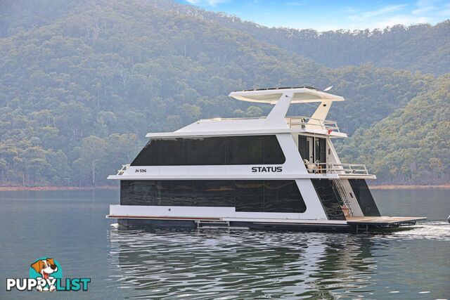 Status Houseboat Holiday Home on Lake Eildon